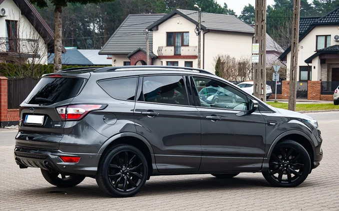 Ford Kuga cena 68900 przebieg: 102000, rok produkcji 2017 z Sochaczew małe 781